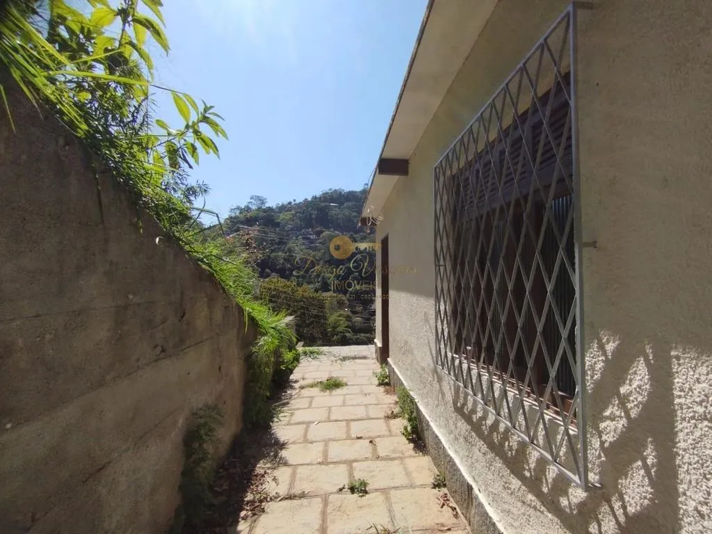 Imagem Casa para Venda em Teresópolis / RJ no bairro Granja Florestal