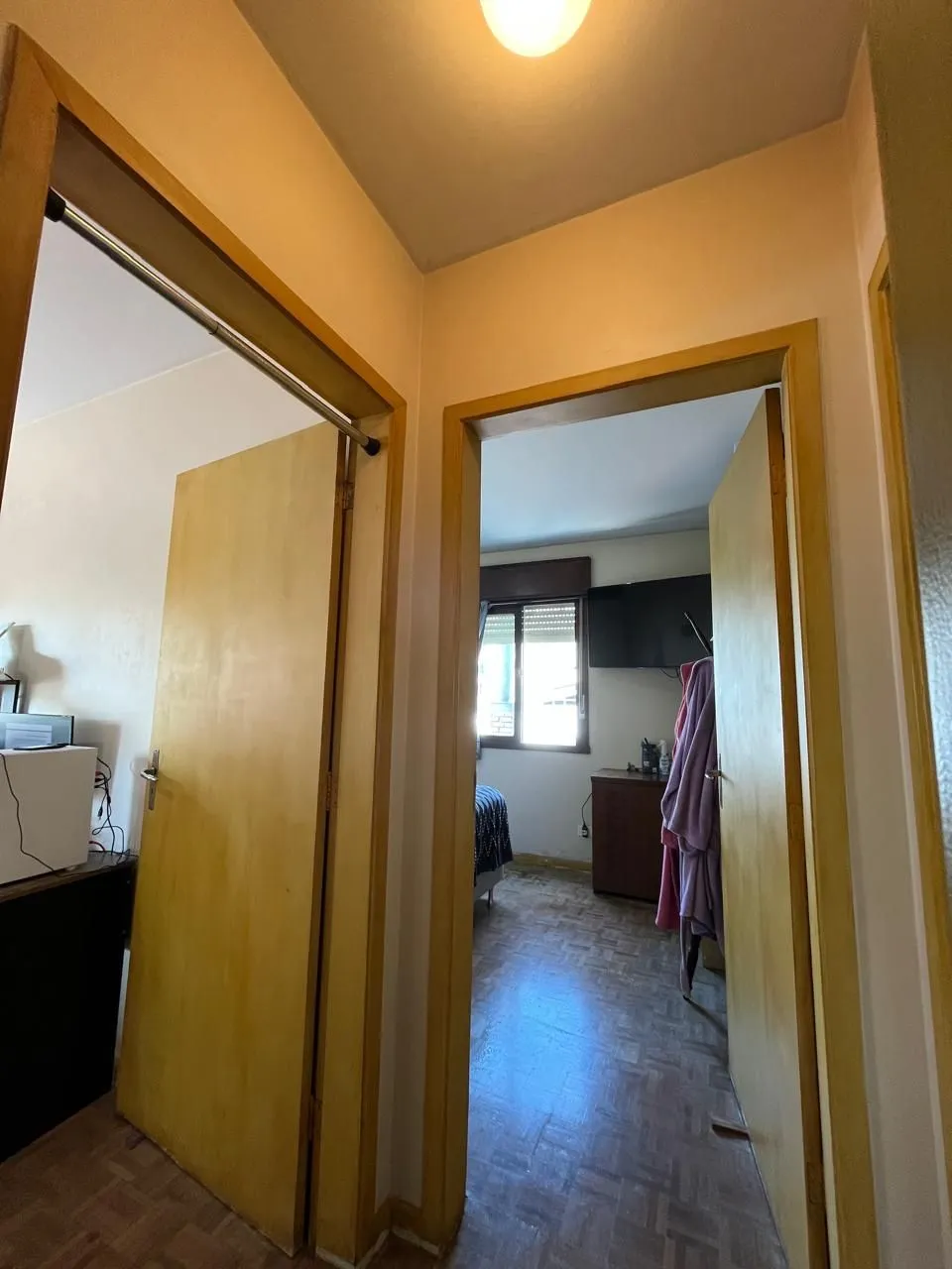Imagem Apartamento 2 dormitórios, 1 vaga coberta no bairro Menino Deus.