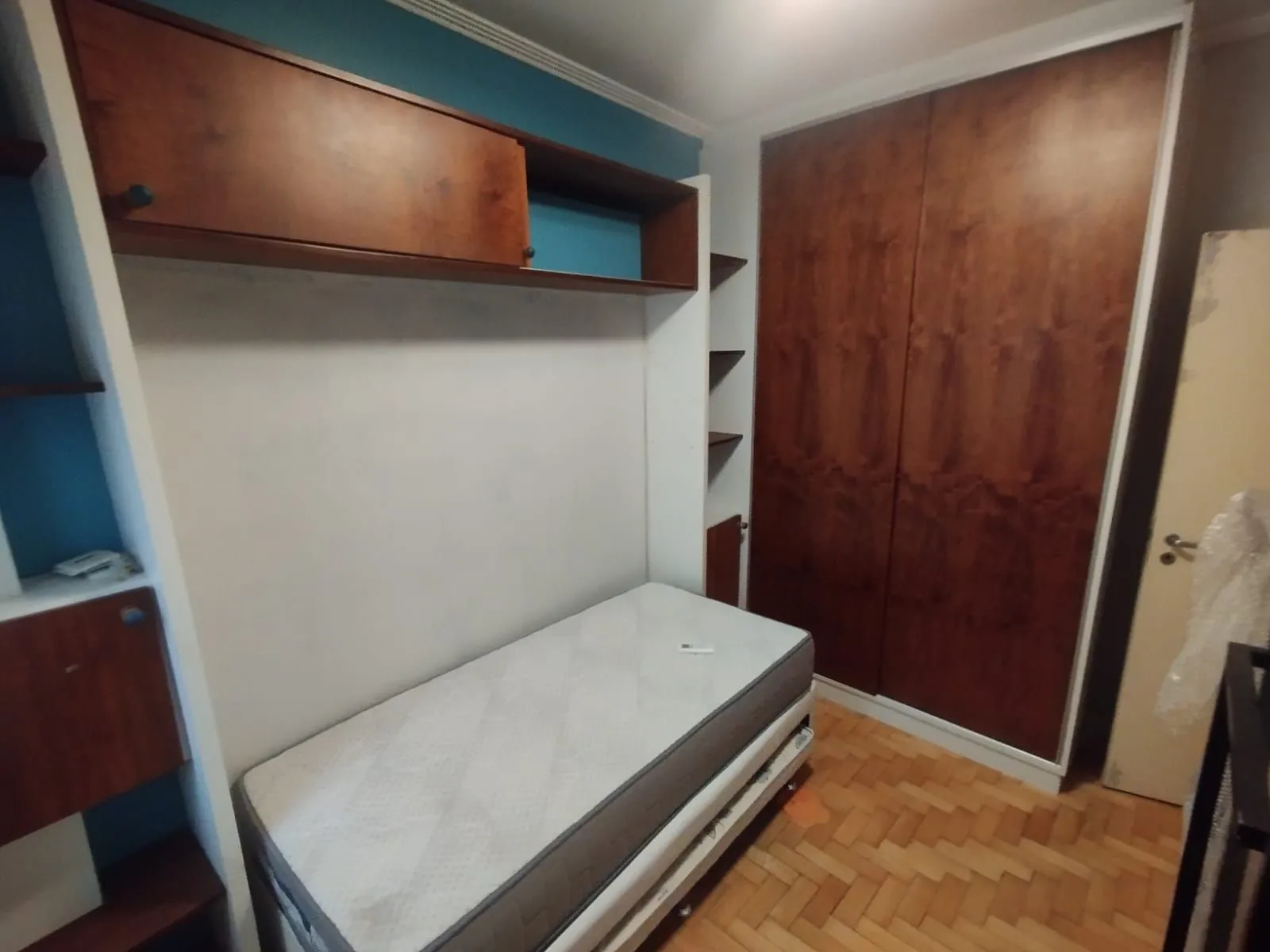 Imagem Apartamento com 3 dormitórios e vaga de garagem na João Pessoa - conforto e praticidade no coração de Porto Alegre!