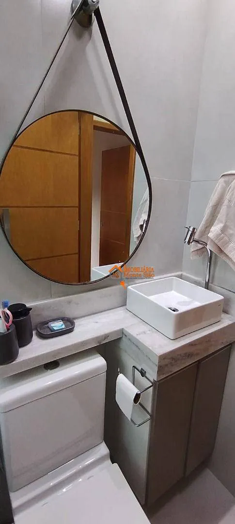 Imagem Sobrado com 5 dormitórios à venda, 200 m² por R$ 950.000,00 - Jardim Cumbica - Guarulhos/SP