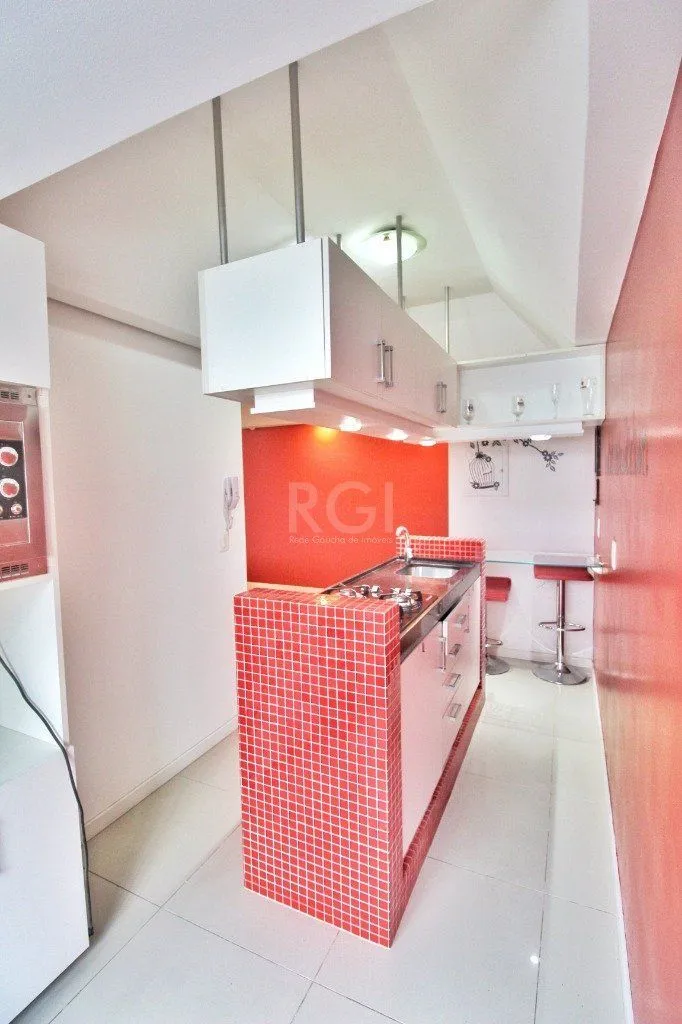 Imagem Apartamento para Venda - 71.85m², 2 dormitórios, 1 vaga - Teresópolis