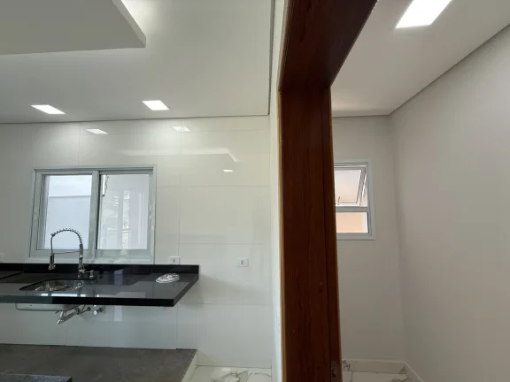 Imagem Casa Top com 4 Garagens, Vista para Mata e Salão de Festas