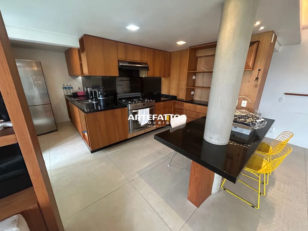 Imagem Este apartamento reformado está localizado em uma das regiões mais práticas