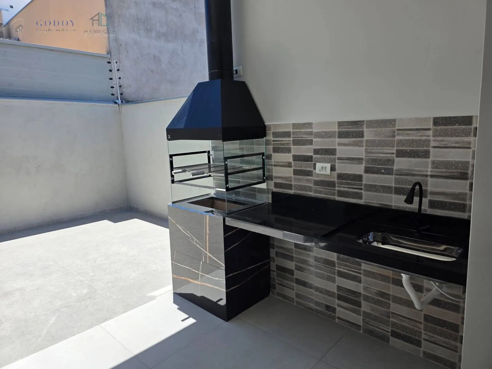 Imagem Casa moderna e bem distribuída, ideal p quem busca conforto e funcionalidad