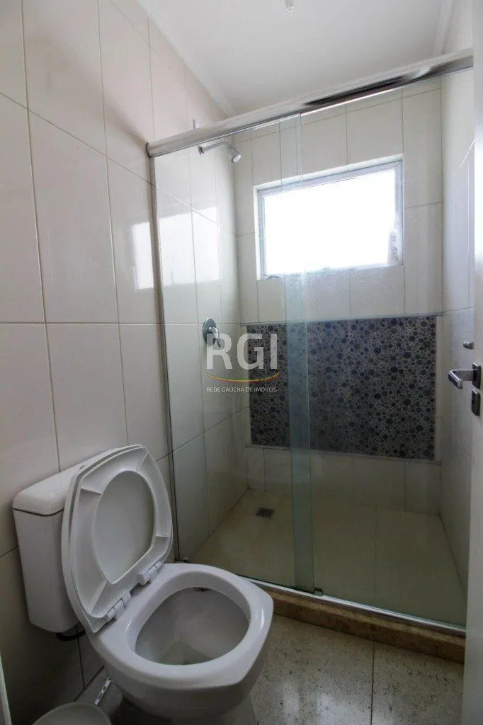 Imagem Casa para Venda - 300m², 3 dormitórios, sendo 1 suites, 4 vagas - Teresópolis