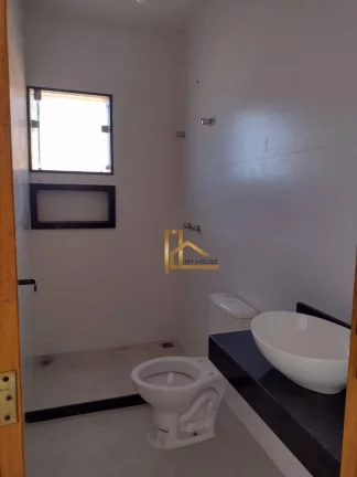 Imagem Casa em com 3 quartos sendo 1 suíte em Condomínio Clube na Região de Albuquerque em Teresópolis-RJ