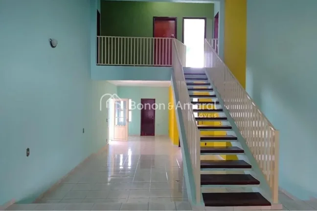 Imagem Linda casa para locação em Paulínia! Situada no charmoso bairro Jardim Fortaleza, esta residênci...