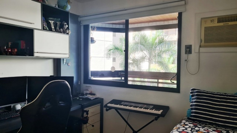 Imagem Apartamento com 3 Quartos à Venda, 130 m² em Ingá - Niterói