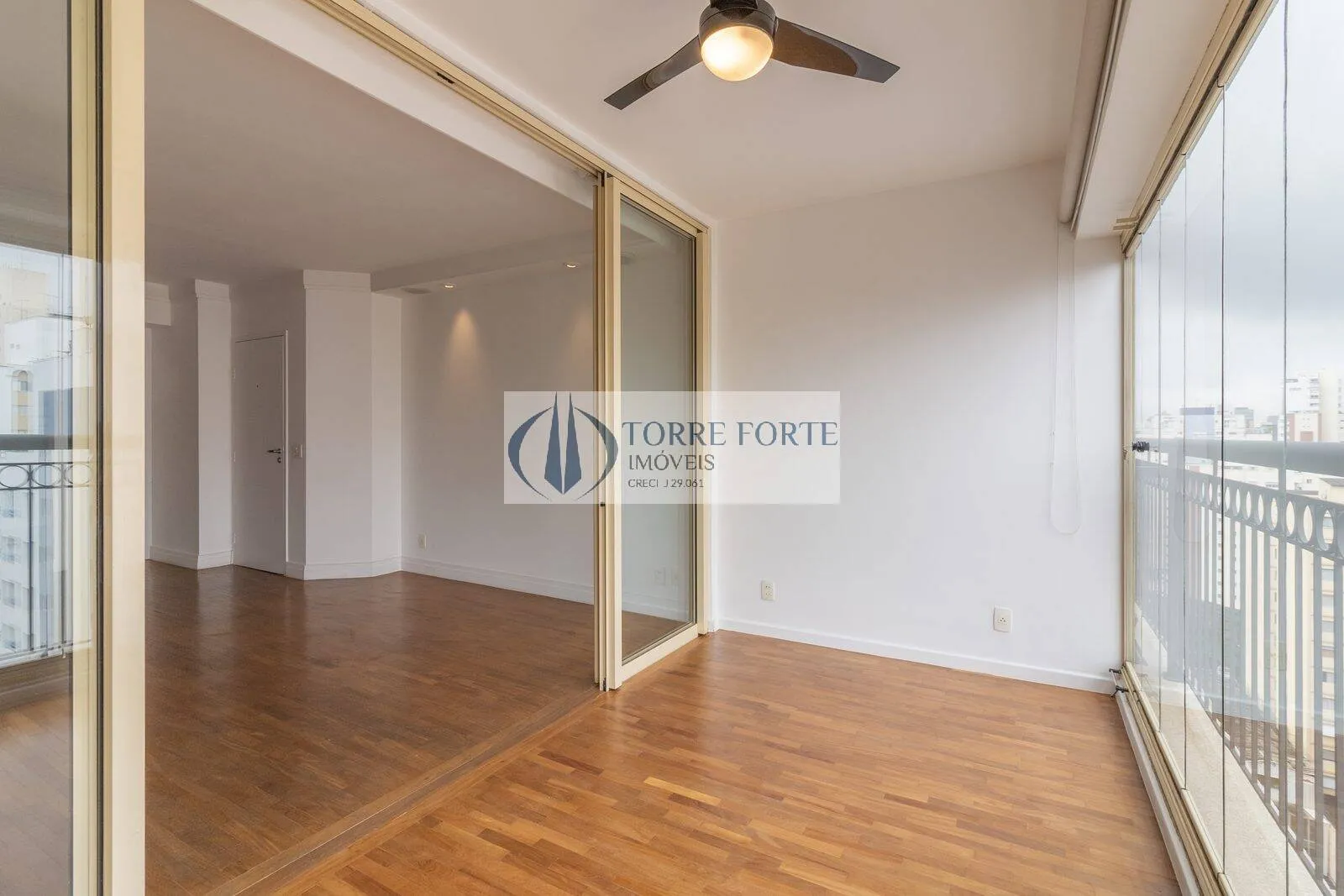 Imagem Ótimo apartamento com 108 m², 2 suítes, 2 vagas de garagem, em Pinheiros