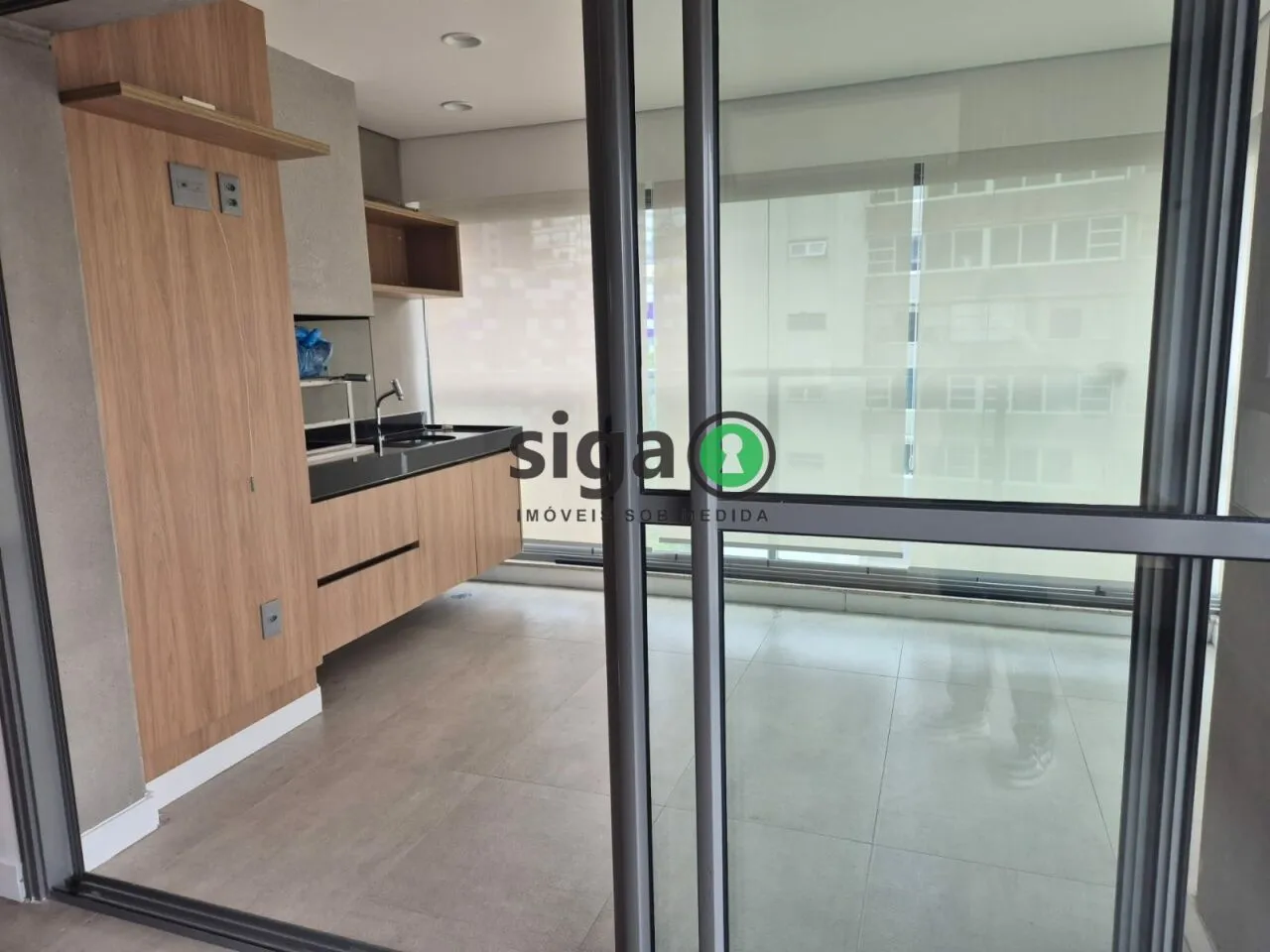 Imagem Apto para locação, semi mobiliado, com 70m² no Jardim América, 2 dorms, 1 suite, 1 vaga de garagem