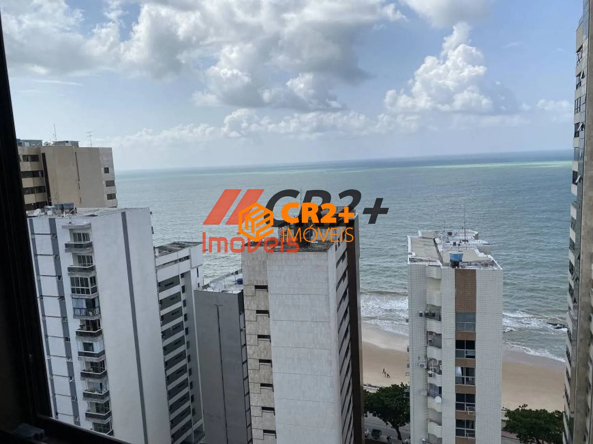 Imagem Cobertura à Venda com 06 quartos, 03 suítes em Boa Viagem com 345M².