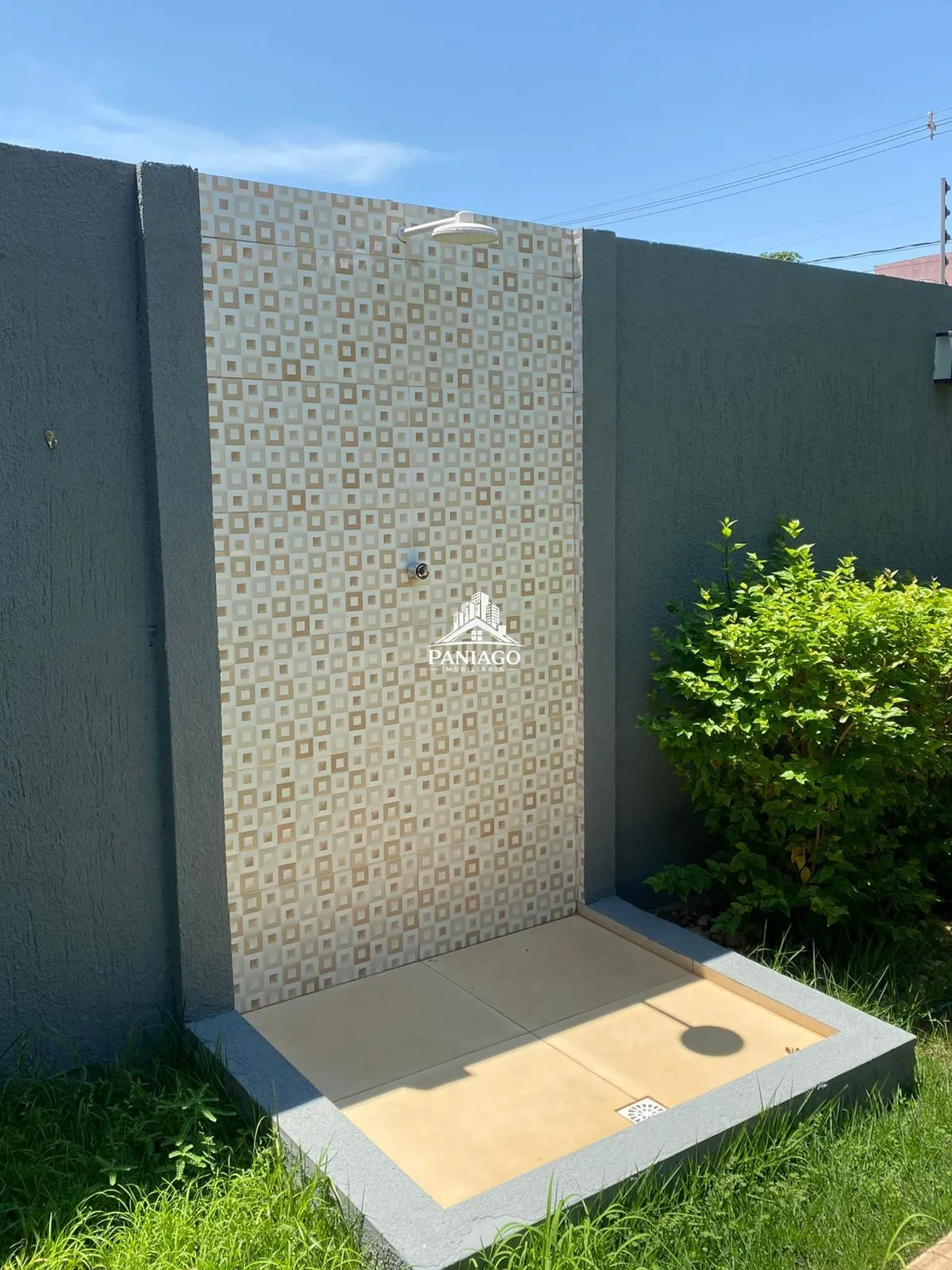 Imagem Casa à Venda no Condomínio Juliana em Várzea Grande - 3 Quartos e Energia Solar