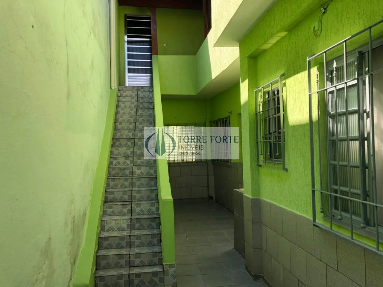 Imagem Casa térrea, 2 quartos, 2 vagas, na Vila Diva