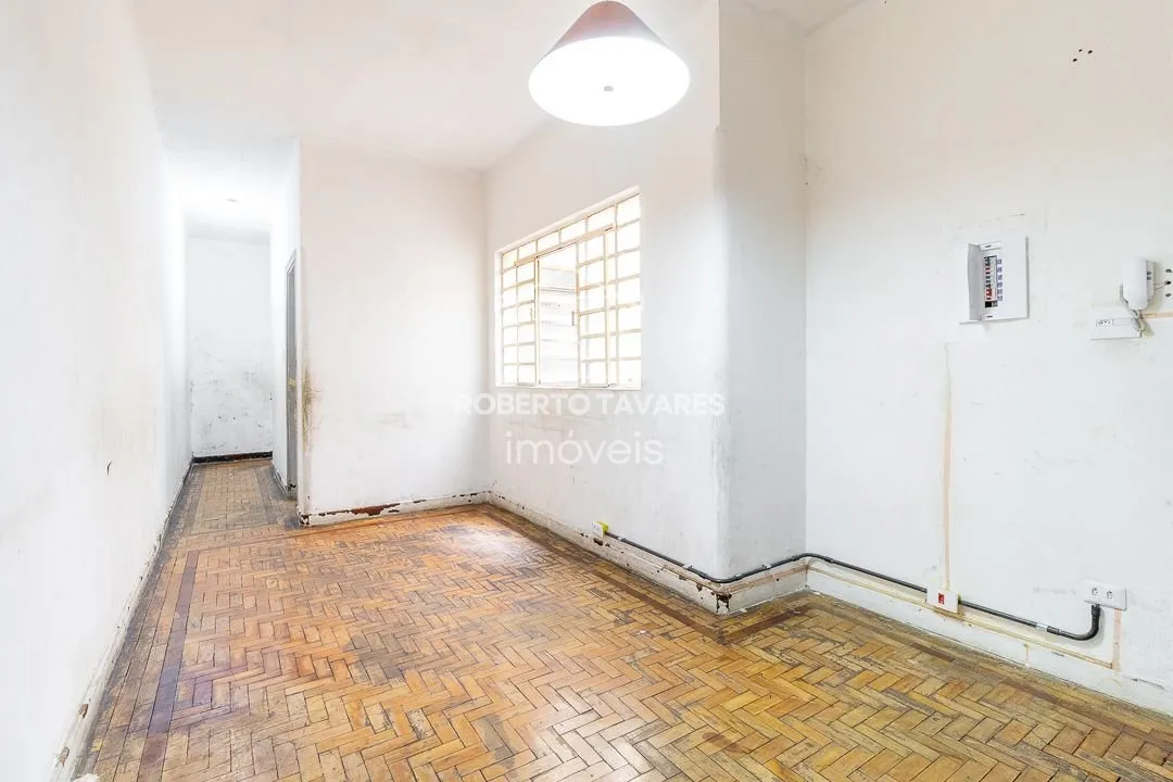 Imagem Prédio Bom Retiro - Com 2 andares, 4 aptos. de 90m² cada, 700 m² de área útil total, Loja no térreo com 300m².