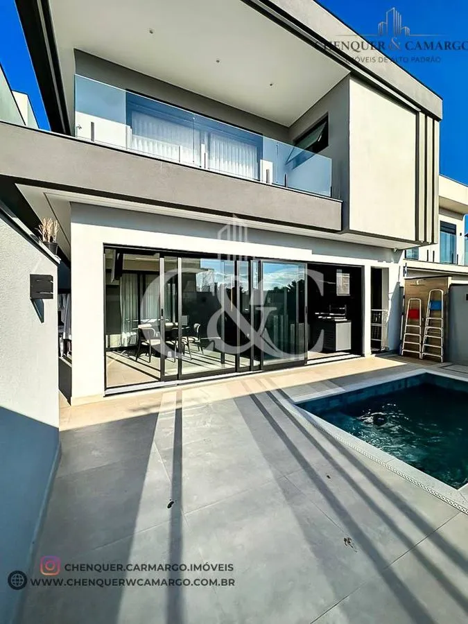 Imagem Casa porteira fechada à venda no Reserva Ermida Jundiaí, 237m², 3 suítes e automatizada