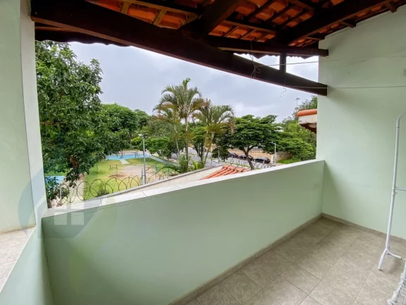 Imagem Casa com 2 dormitórios sendo 1 suíte, 2 banheiros, 4 vagas de 200,00 m² útil em Paulicéia, São Bernardo do Campo