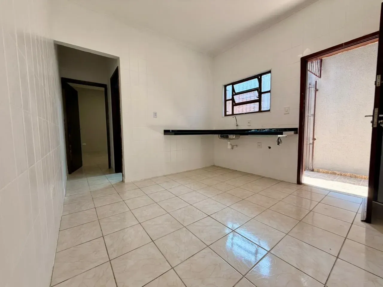 Imagem Casa com 1 Quarto à Venda, 50 m² em Ocian - Praia Grande
