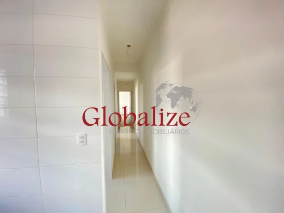 Imagem Linda casa à venda com 2 dormitórios sendo 1 suíte por R$ 660.000,00