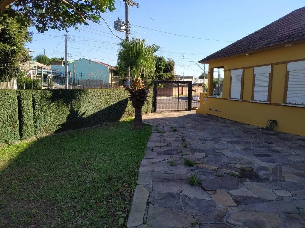 Imagem Casa térrea em ótimo estado.