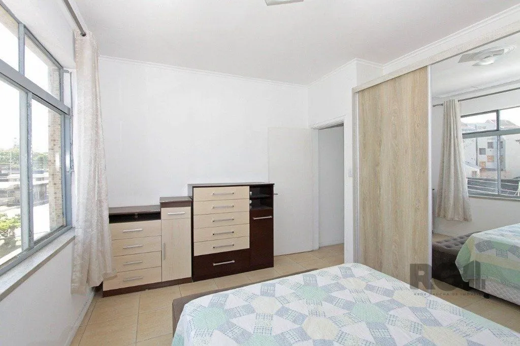 Imagem Excelente apartamento de 79m² com 2 dormitórios e 2 vagas.