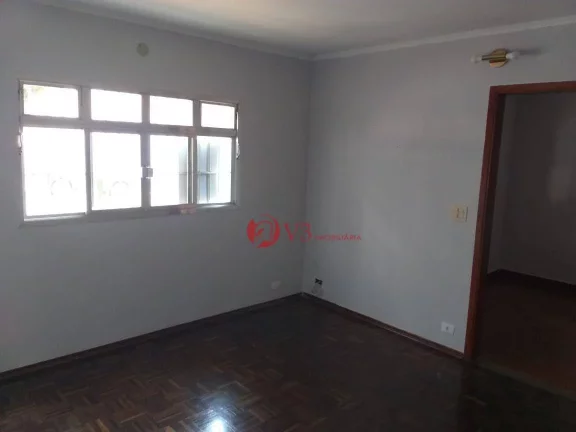 Imagem Sobrado com 130 metros quadrados com Sala, cozinha, 3 dormitórios, 2 banheiros e uma vaga de garagem
