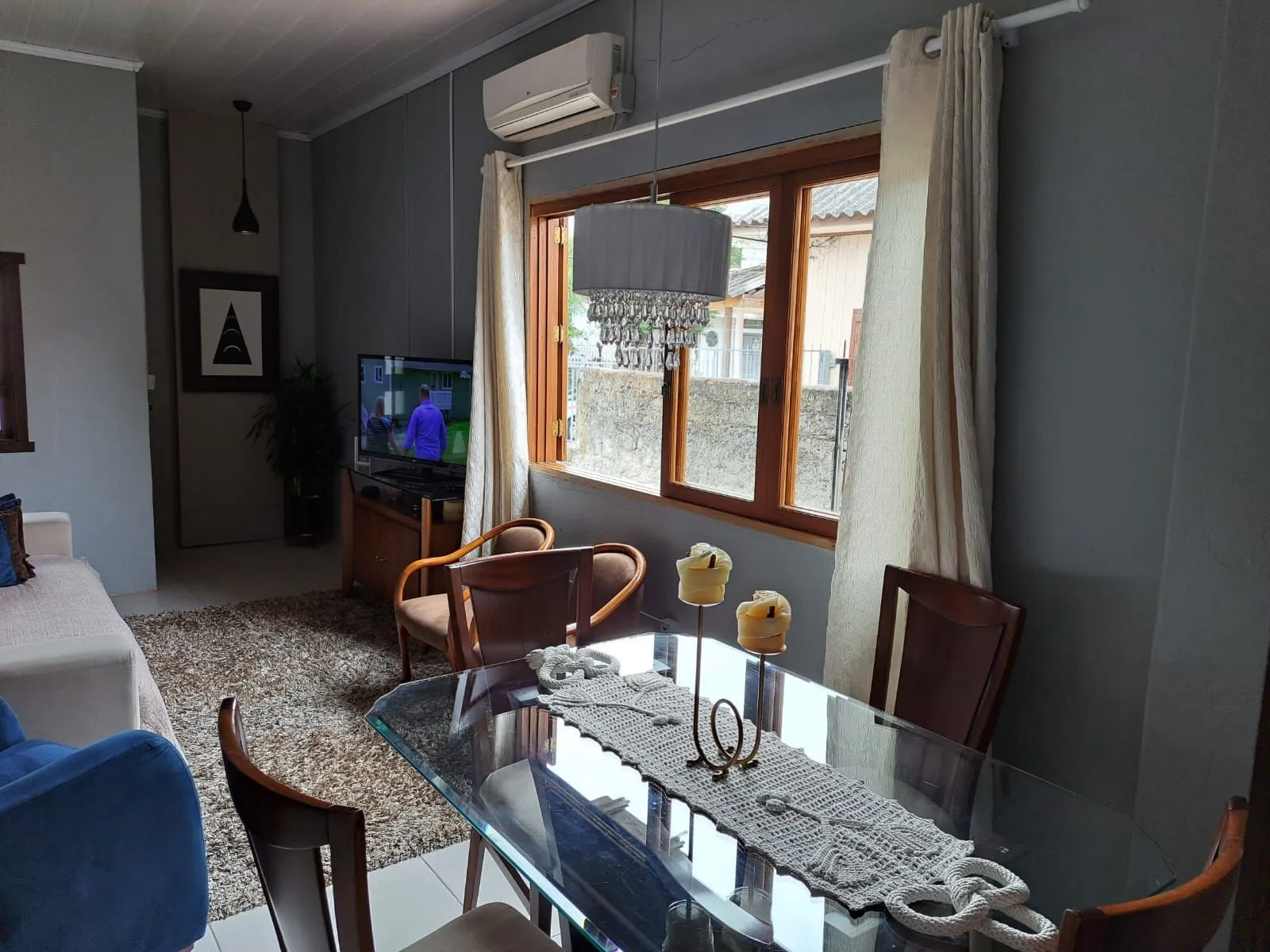 Imagem Casa com 02 quartos (01 suíte), 03 vagas no Bairro Sarandi em Porto Alegre