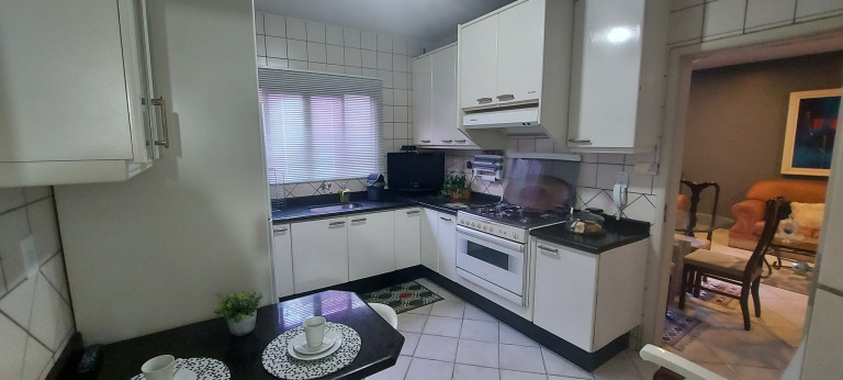 Imagem Sobrado com 4 Quartos à Venda, 17.920 m² em Jardim América - Goiânia