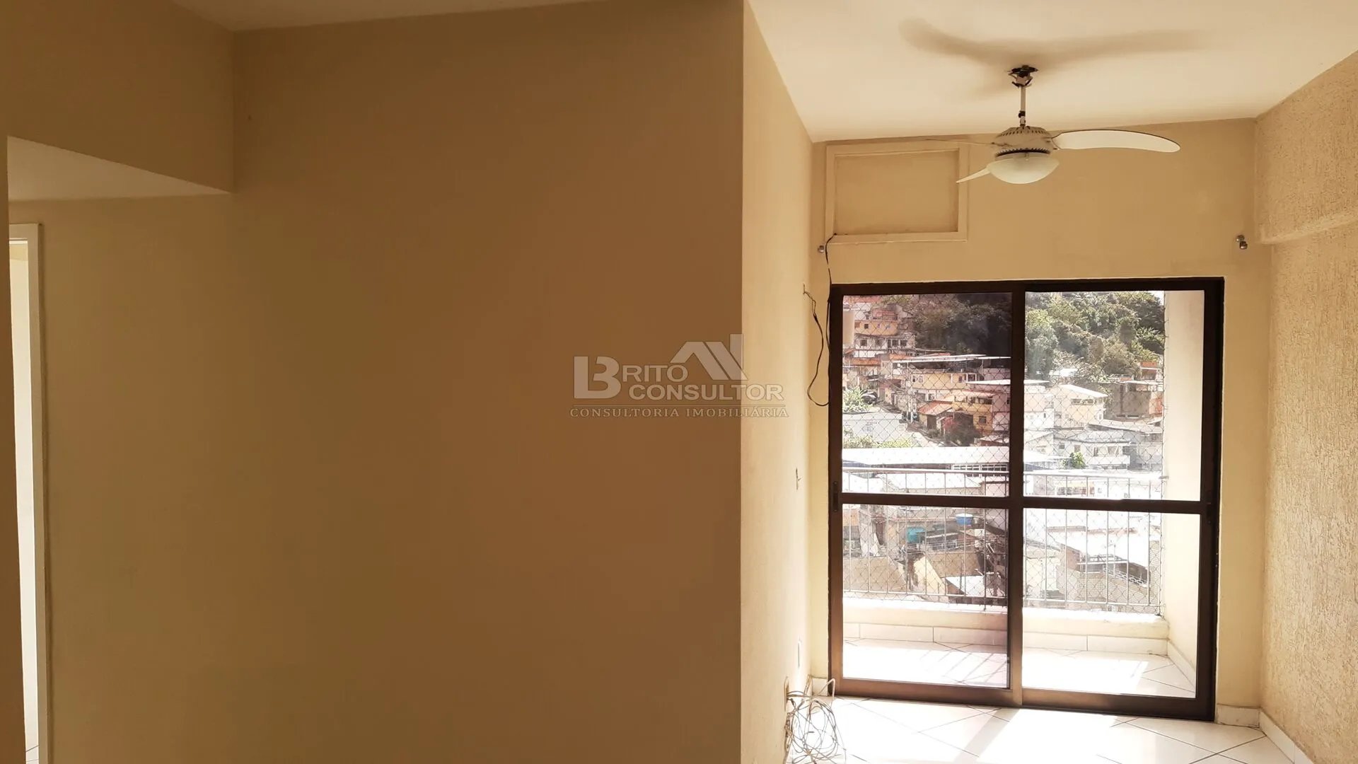 Imagem Vendo Apartamento com 2 Quartos, Varanda e Vaga, 60m² no Condomínio Central Park em Barro Vermelho, São Gonçalo/RJ