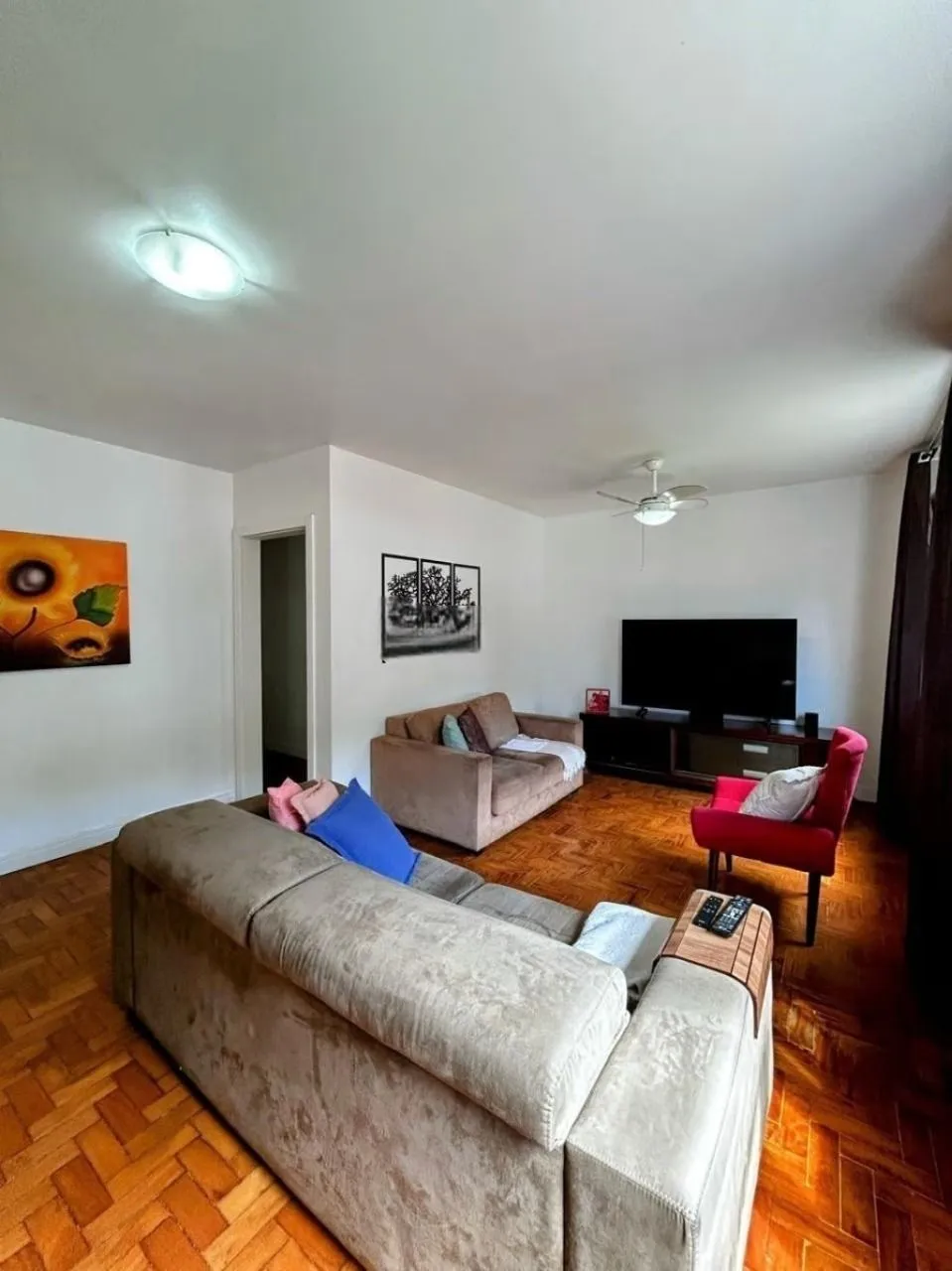 Imagem Casa com 170m², localizada no bairro Vila Ipiranga em Porto Alegre/RS.