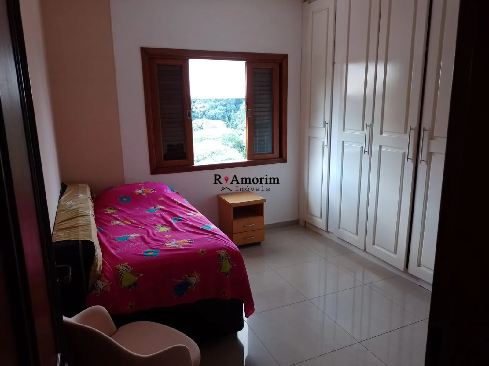 Imagem São Fernando Residência - Casa com piscina a venda no Condomínio São Fernando Residência em Barueri/SP