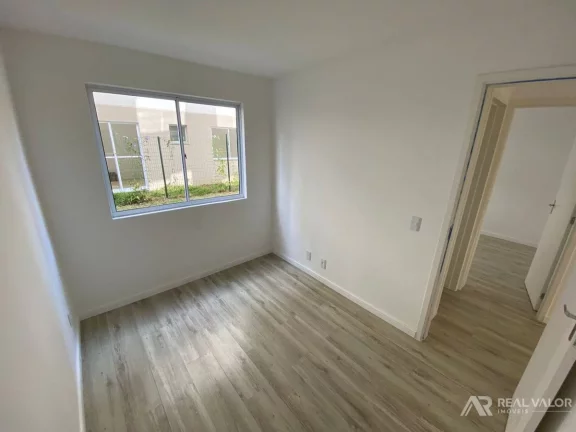 Imagem Apartamento para Locação de 02 Dormitórios em Campo Largo no Condomínio Oregon