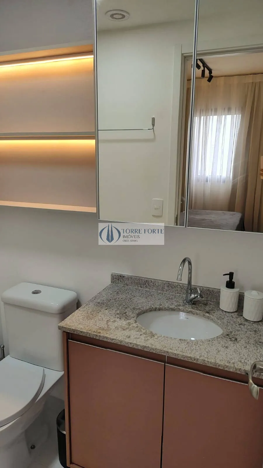 Imagem Studio mobiliado com 24 m² na Vila Nova Conceição.