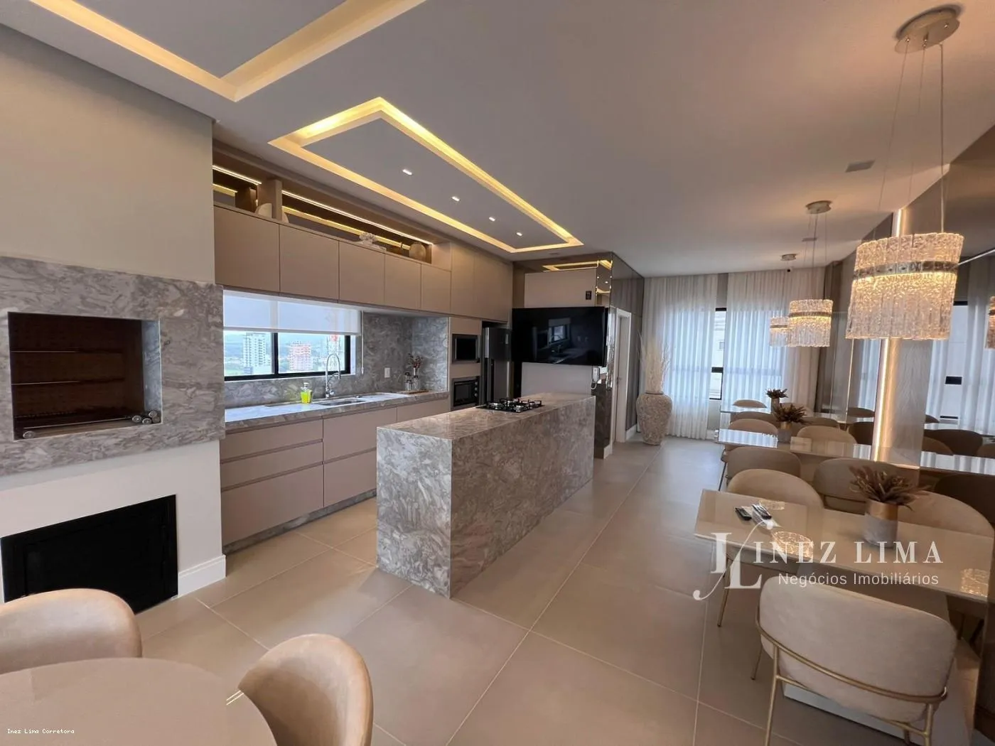 Imagem Apartamento para Venda, pereque, 3 dormitórios, 3 suítes, 4 banheiros, 2 vagas