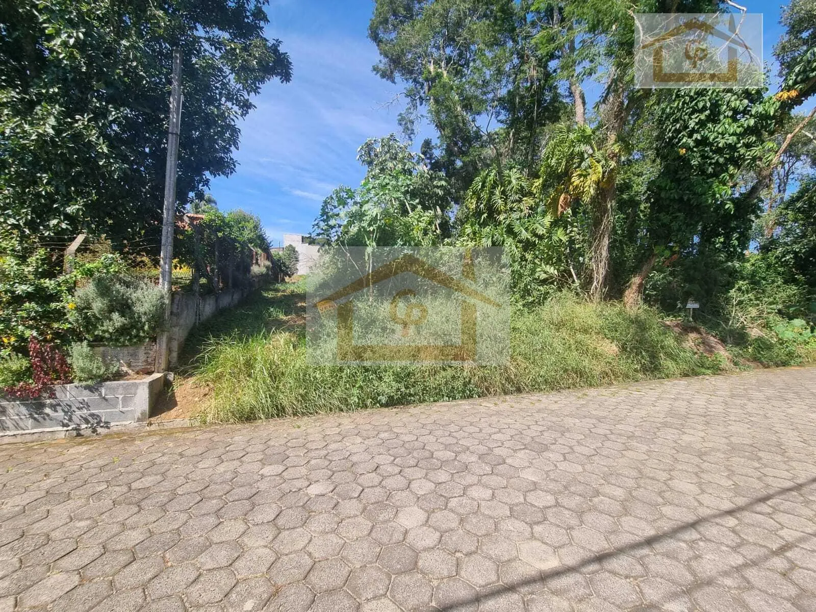 Foto do imóvel Imperdível, São 1000 metros, Residencial Tradicional próximo ao Futuro Shopping