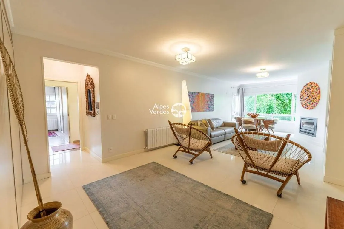 Imagem Vende-se Apartamento em Gramado, Bairro Bavária, com 3 quartos