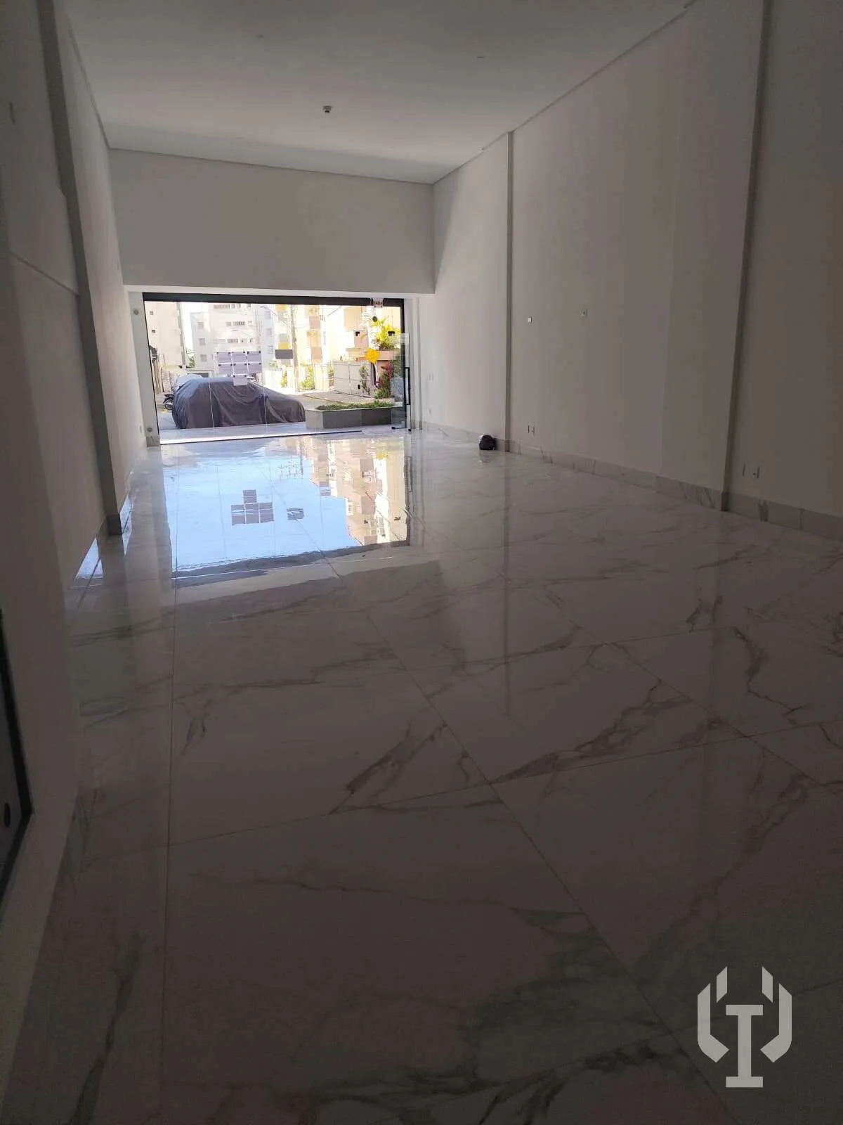 Imagem Sala comercial para alugar, no La rocca -Dallo em Itapema, Centro, 290m2