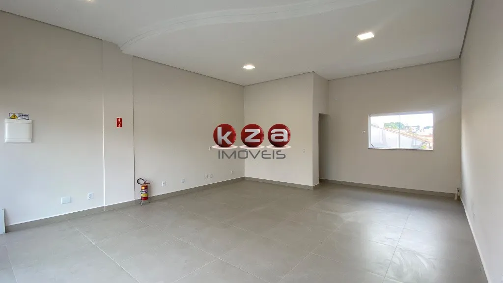 Imagem Excelente oportunidade de locação de sala comercial no bairro Santa Rosa em Vinhedo-SP: 1 sala, 1 banheiro, 11 vagas de garagem!