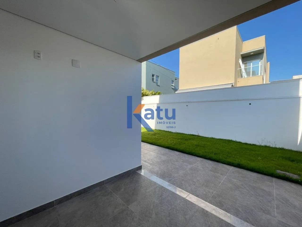 Imagem CASA PARA VENDA NO CONDOMÍNIO RESERVA DA ERMIDA EM JUNDIAÍ/SP

Término de Construção

O imóvel...