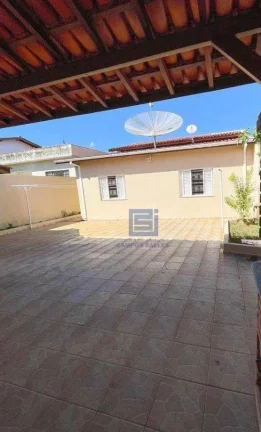 Imagem Casa com 3 dormitórios à venda, 180 m² por R$ 650.000,00 - Jardim Calafiori - Socorro/SP