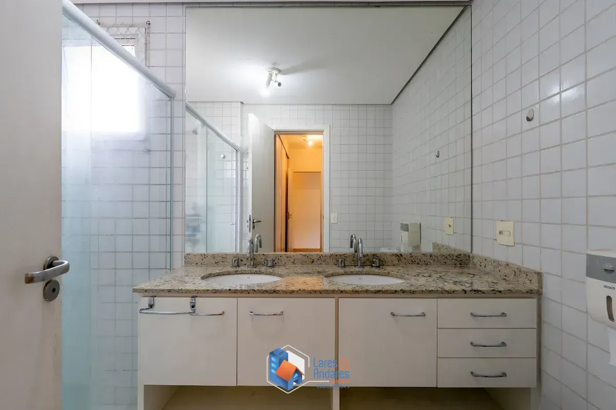 Imagem Apartamento para venda em Vila Andrade com 4 quartos, sendo 3 suítes, 170m²