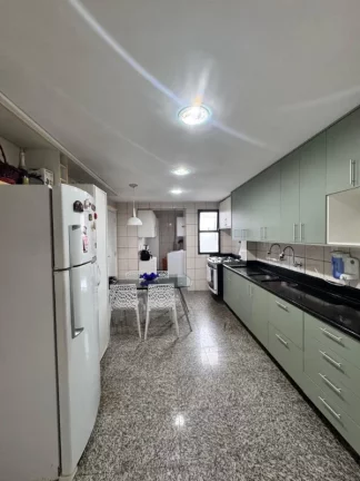 Imagem Apartamento com 163 metros , no bairro Nossa Senhora das Graças , disponível para venda , com 4 dormitórios sendo duas suítes , garagem 3 carros