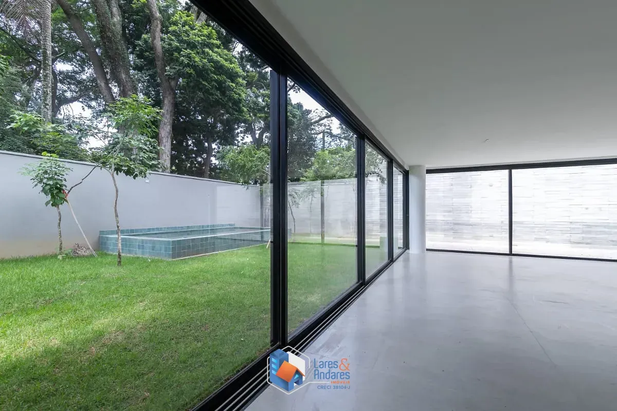 Imagem Casa em condomínio para venda em Brooklin com 3 quartos, sendo 3 suítes, 739.56m²