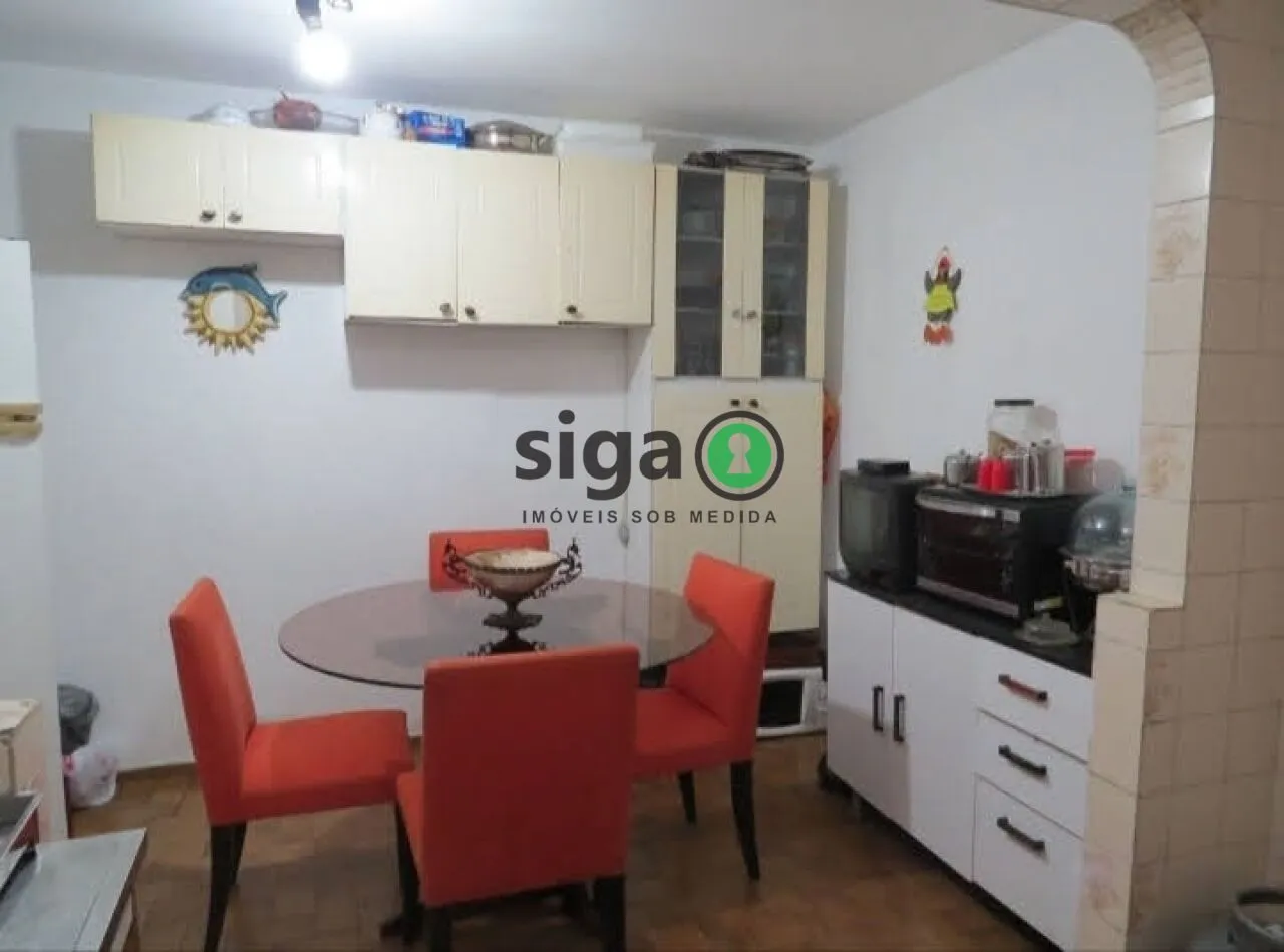 Imagem Sobrado à Venda Próximo ao Metrô Conceição | 3 Dormitórios | Quintal | 3 Vagas