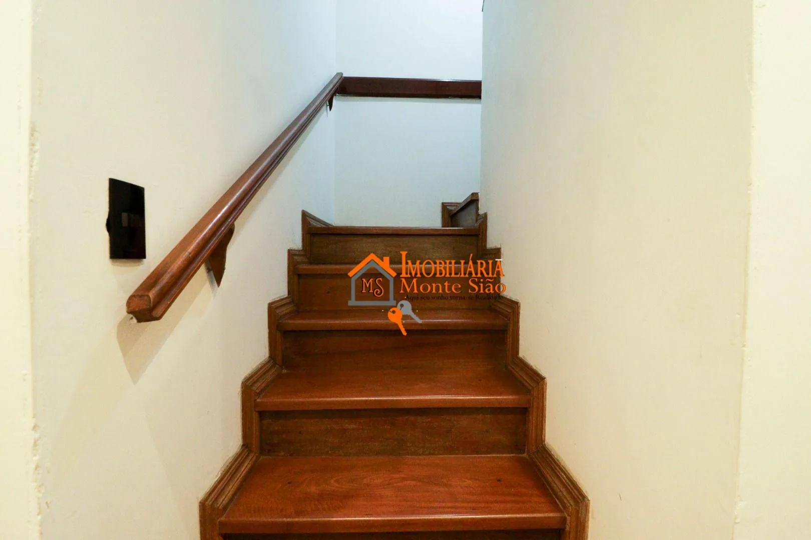 Imagem Sobrado com 3 dormitórios à venda, 100 m² por R$ 680.000,00 - Picanco - Guarulhos/SP
