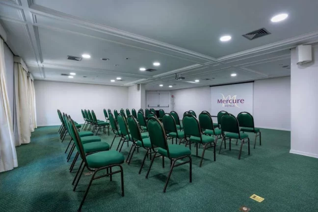 Imagem Flat disponível para venda no Mercure São Paulo Pinheiros Hotel, com 28m², 1 dormitório e 1 vaga