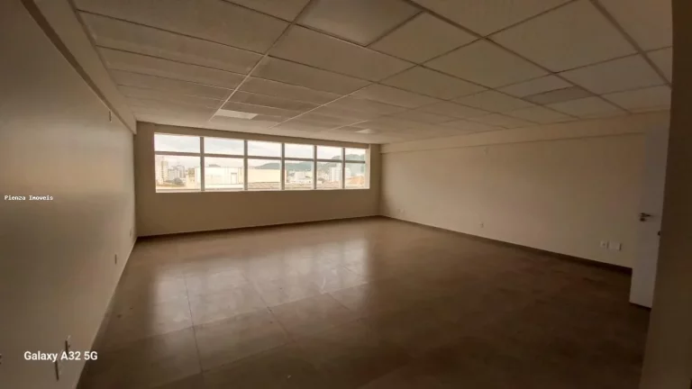 Imagem Sala Comercial para Venda em Concórdia, Centro, 1 banheiro
