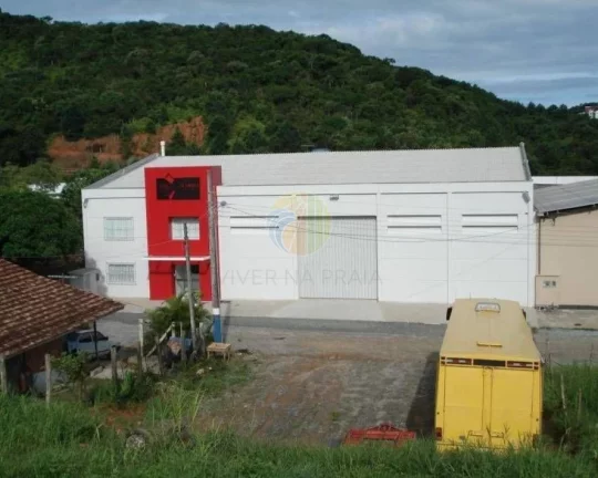 Foto do imóvel Barracão Comercial em Rua Gralha Azul