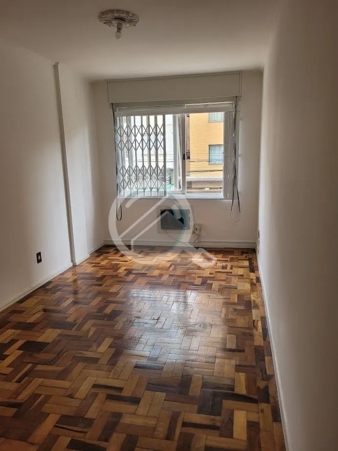 Imagem Apartamento a venda, na Lima e Silva, frente, 1 dormitório, área de serviço separada mais pequeno...