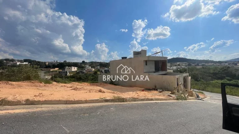 Imagem Terreno disponível para venda no Bairro Guarujá Mansões - Betim/MG