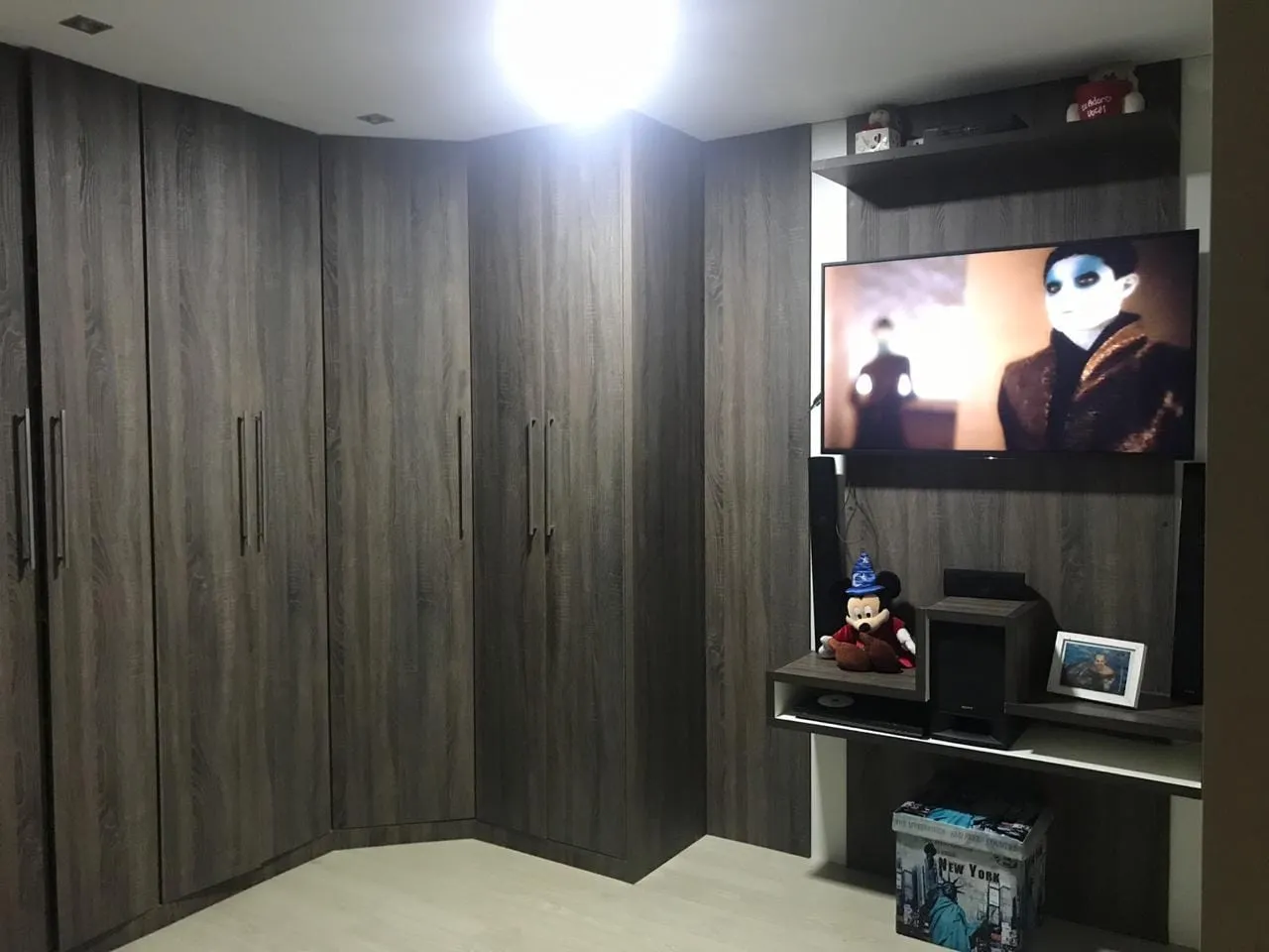 Imagem Casa à venda 2 Quartos, 1 Suite, 2 Vagas, Jardim Continental, Taubaté - SP